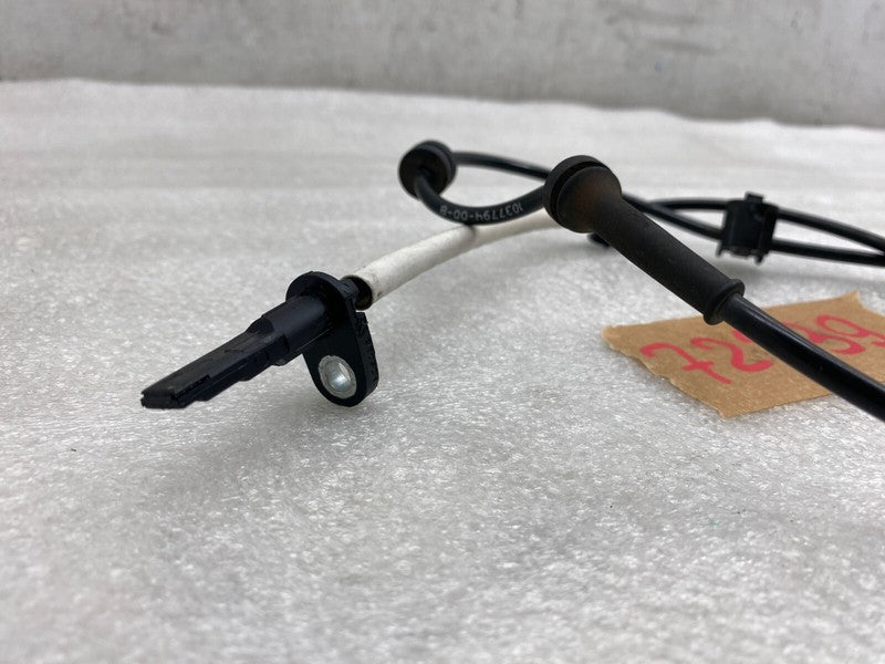 103779400B ⭕ 12-20 Model S Front Left/Right Intelligent ABS Wheel Speed Sensor 1037794-00-B
