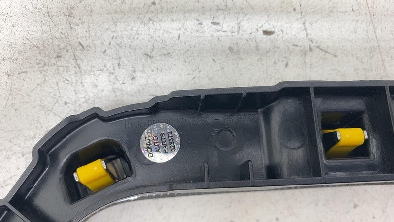 ⭕ 2022-2025 Rivian R1S Front Right Seat Upper Trim Bezel Cover OEM PT0