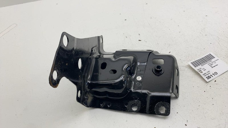 ⭕ 22-25 Rivian R1S Front Passenger Wheelhouse Body Support Frame Bracket Right