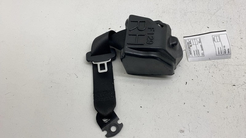 ⭕17-20 Maserati Levante Rear Passenger Side Seat Belt Retractor Right 