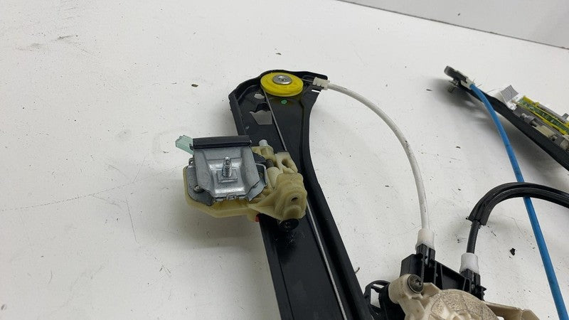 ⭕ 2022 Mercedes-Benz EQS 450+ V297 Front Left Door Window Regulator & 