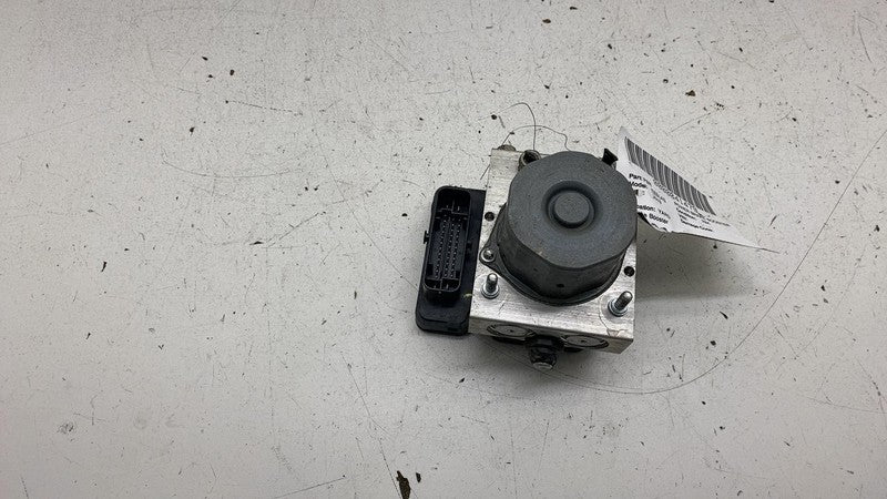 600636300C 2012-2015 Model S Hydraulic Control ABS Anti-Lock Brake Pump Module 6006363-00-C