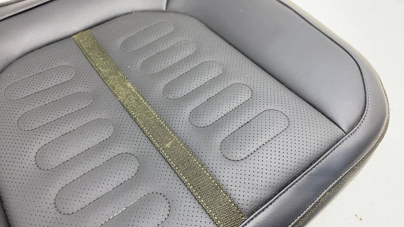 ⭕2025 Rivian R1S Rear Driver Side 2nd Row Lower Seat Cushion Black Lef