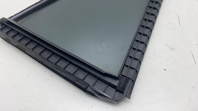 ⭕ 2018-2023 Subaru XV Crosstrek Rear Passenger Side Door Corner Vent Glass Right