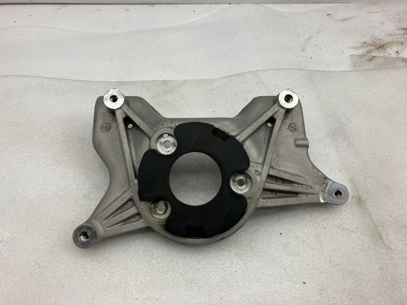 104437600D ⭕ 2017-2023 Tesla Model 3 M3 Front Right Upper Strut Mount Bracket 1044376-00-D