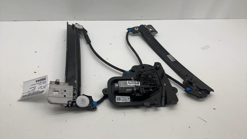 109662110F ⭕ 2017-2023 Tesla Model 3 Front Right Door Window Regulator & Motor 1096621-10-F