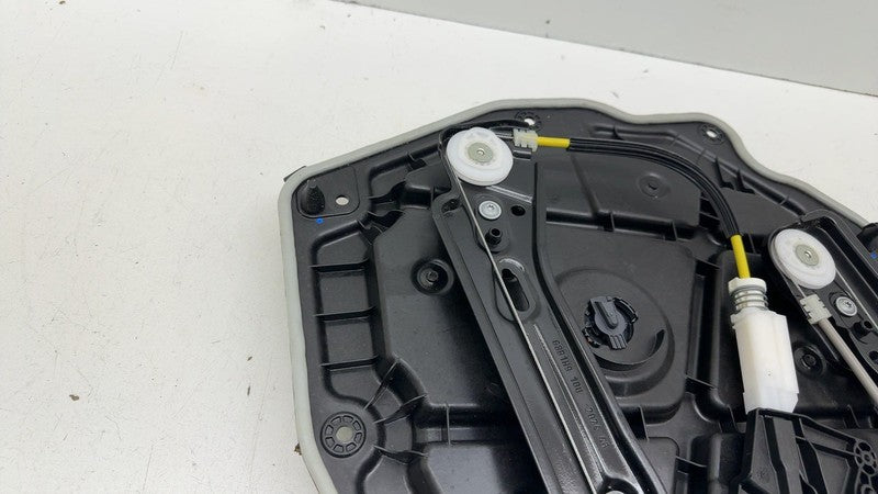 ⭕ 2025-2026 Tesla Model Y Rear Right Door Window Regulator & Motor 200