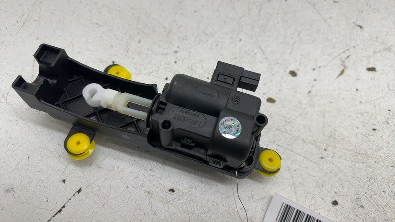 ⭕ 2016-2025 Tesla Model X Front Right Door Release Actuator RH Assy 11