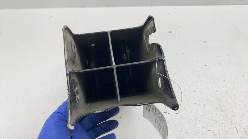 ⭕ 2017-2023 Tesla Model 3 Front Right Reinforcement Rail Extension Cru