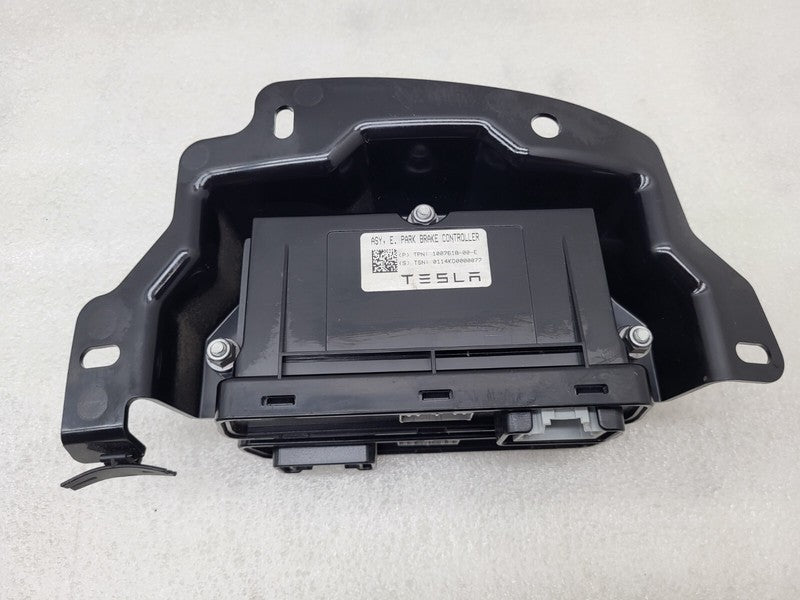 1007511 00 A ⭕12-15 Model S Power Trunk Liftgate Control Module w/ Mount Bracket 1007511-00-A