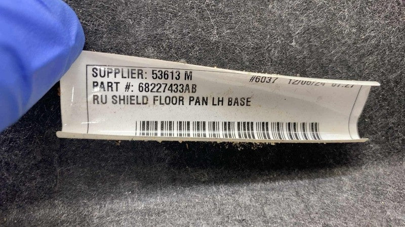 68227433AB ⭕ 2017-2025 Chrysler Pacifica Rear Left Splash Shield Guard Cover LH 68227433AB