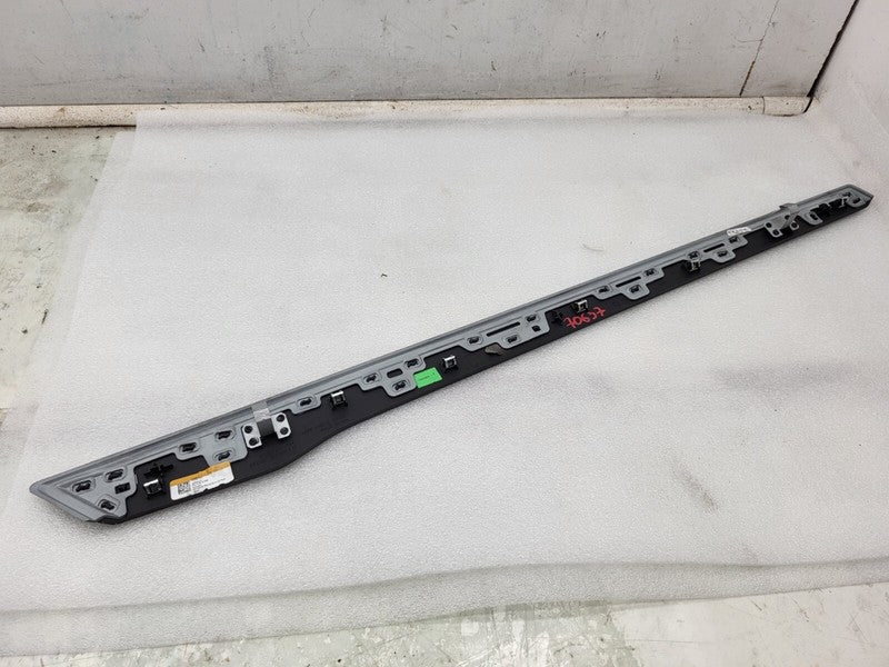 103582619B ⭕ 2016-2020 Tesla Model X MX Rear Left Door Trim Mold Card Molding 1035826-19-B
