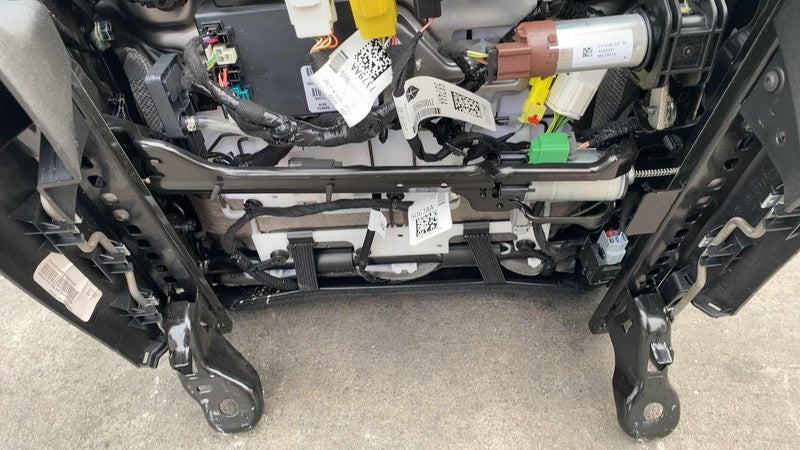 ⭕ 17-25 Chrysler Pacifica Front Passenger Side 1st Row Bucket Seat Black Right