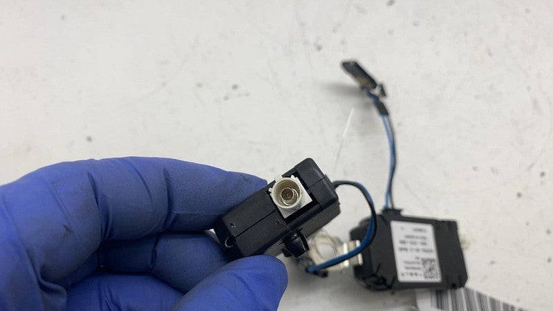 ⭕ 2025 Tesla Model Y MY Infotainment Antenna Amplifier AMP Radio FM 10