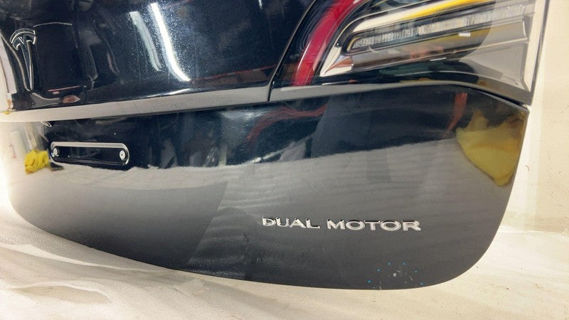 ⭕ 17-20 Tesla Model 3 Trunk Tailgate Liftgate Decklid Shell Panel Blac