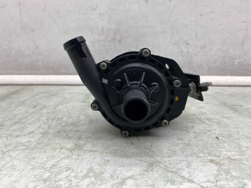 2016-2020 Tesla Model S X Cooling System Auxiliary Water Coolant Pump FWD Assy