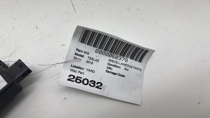 ⭕ 17-23 Tesla Model 3 Rear Bumper BCM Computer Body Control Module 109