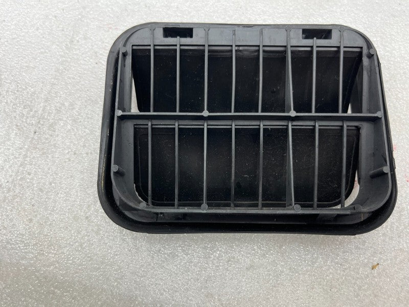 2F2A B280B62 AB ⭕12-20 Tesla Model S Rear Quarter Panel Rubber Flap Extractor Air Vent Grille x2