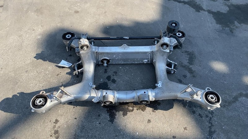 6861459-01 ⭕ 2018-2022 BMW 530e xDrive G30 Rear Suspension Subframe w/ Stabilizer Sway Bar