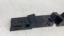 ⭕ 14-21 BMW i3 Front Right Passenger Side Fender Retaining Bracket 5165 7299184