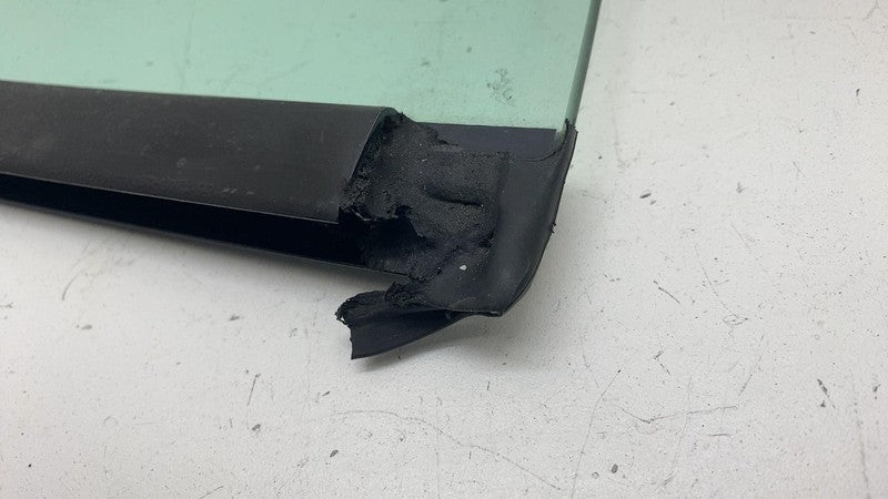 ⭕ 2022 Mercedes Benz EQS Front Left Quarter Door Window Glass Vent A29