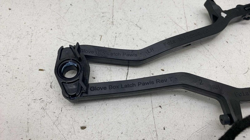 ⭕ 2017 2018 2019 2020 Tesla Model 3 Dashboard Glove Box Latch Pawls OEM Assembly