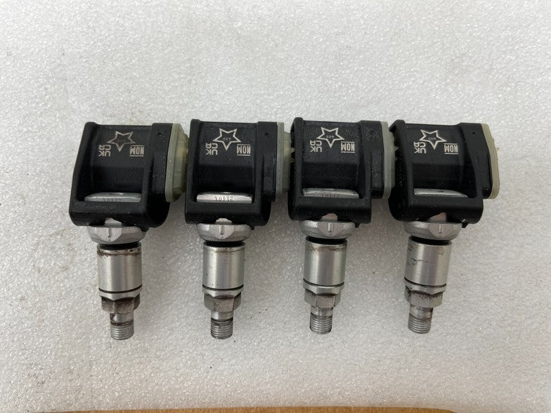 10R050113548 ⭕ BMW SET of 4 TPMS Tire Pressure Monitor Sensor x4 10R050113548 / 6887140-03