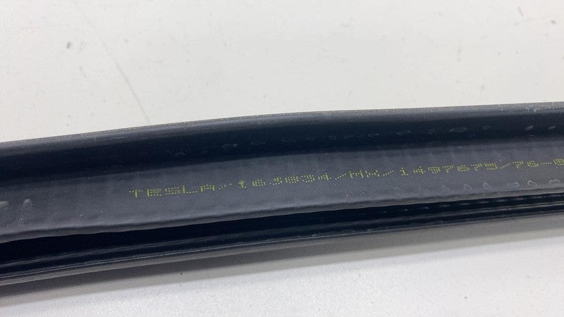 2020-2023 Tesla Model Y Rear Passenger Right Door Body Weatherstrip Rubber Seal