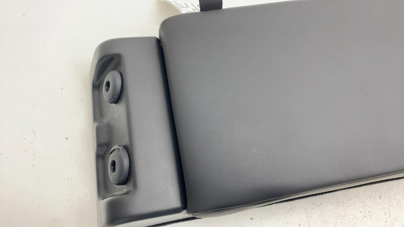 ⭕ 2025 Rivian R1S Rear 2nd Row Seat Center Cushion Arm Rest Cupholder Assembly