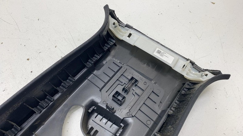 PT00001361 ⭕ 2025 Rivian R1S Left Side Upper B Pillar Cover Panel Black Mountain PT00001361