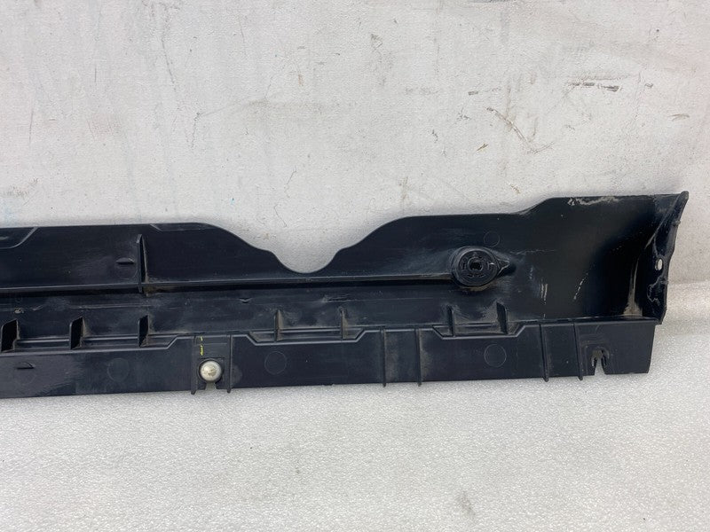 1497741 00 B ⭕20-23 Model Y Left Side Skirt Rocker Molding Panel Carrier Bracket 1497741-00-B