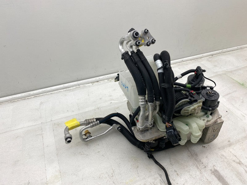 150685900D ⭕ 2021-2023 Tesla Model 3 Supermanifold Refrigerant Chiller w/ Coolant Reservoir