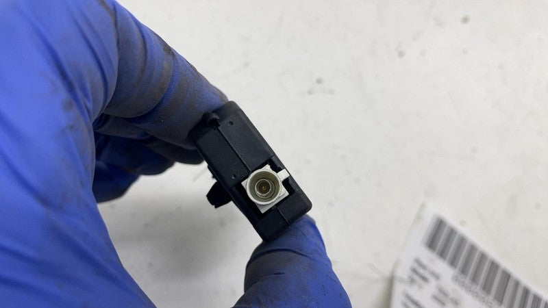 ⭕ 17-23 Tesla Model 3 Infotainment Antenna Amplifier AMP Radio FM 1079