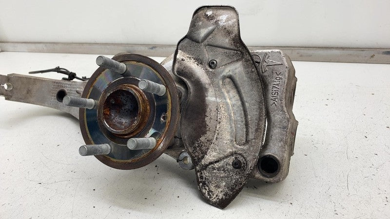 600701800C 12-15 Model S Front Right Spindle Knuckle w/ Wheel Hub & Sensor RWD 6007018-00-C