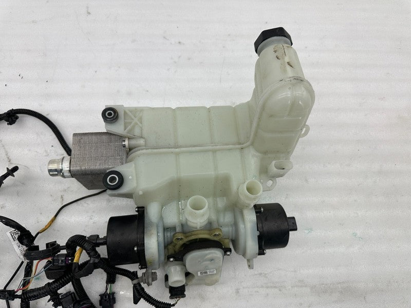 1077617 00 D ⭕ 17-20 Model 3 Reservoir Superbottle Chiller EXV Oil Fluid Cooler 1097015-98-J