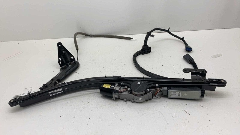 68368918AH ⭕ 2017-2025 Chrysler Pacifica Rear Right Sliding Door Track w/ Motor 68368918AH