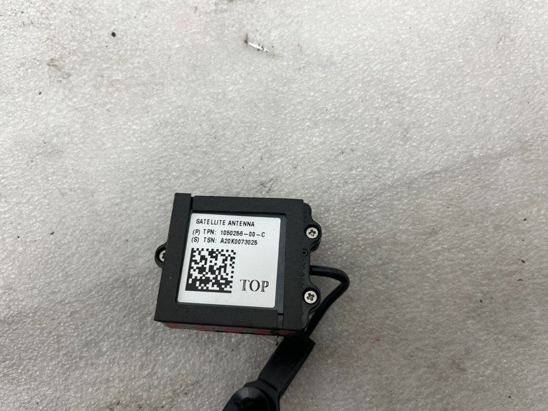 105025600C ⭕ 12-25 Model S Satellite Radio Amplifiers Antenna Module & Cable 1050256-00-C