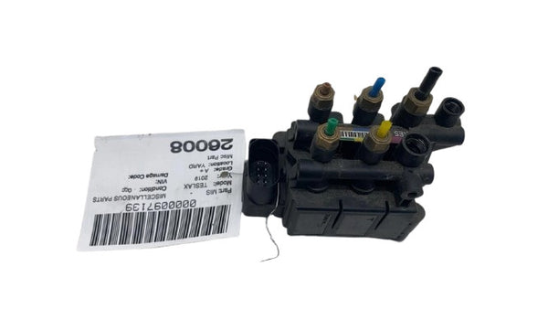 ⭕ 16-20 Model X MX Air Suspension Main Solenoid Control Valve Block 1027919-00-B