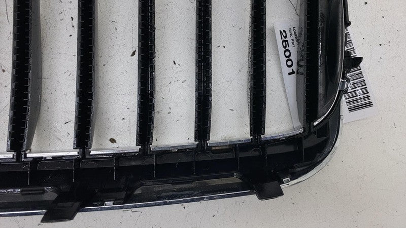 8070470 2017-2021 BMW 530e G30 Front Passenger Side Bumper Kidney Grille Right 8070470