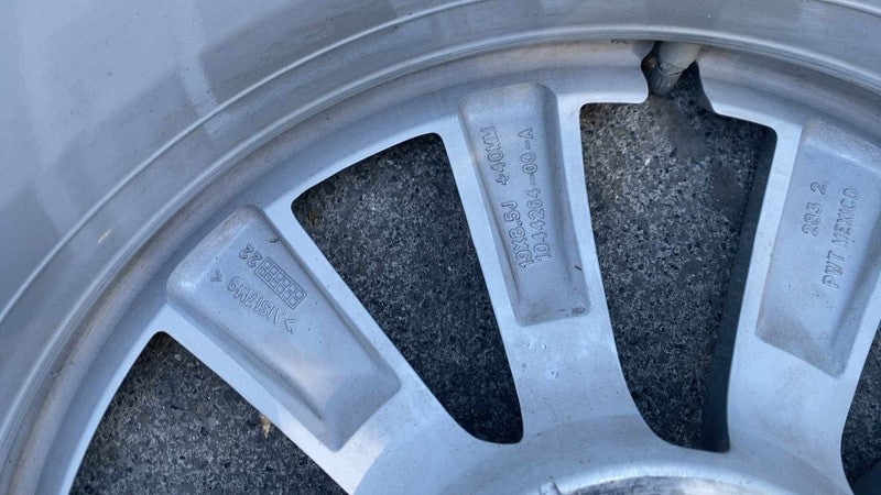 ⭕ 20-23 Model 3 Wheel Rim 19x8.5" +40MM w/ Hugger Tire 235/40 R19 1044