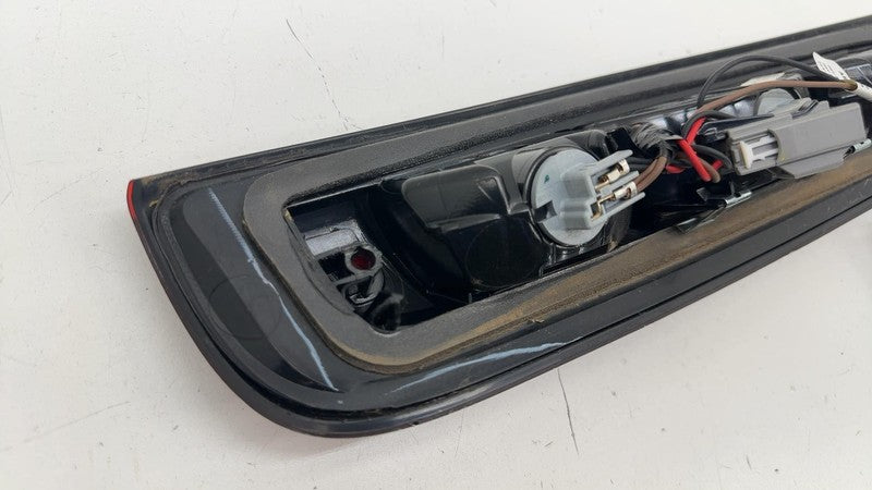 20979071 ⭕ 2014-2018 Chevy Silverado 1500 High Mounted 3rd Brake Stop Light Lamp 20979071