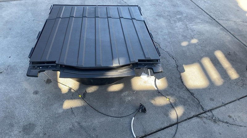 ⭕ 22-24 R1T Trunk Cargo Floor Spare Wheel Tire Storage Compartment PT0