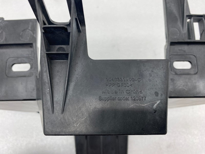 1046331-00-C ⭕16-20 Model X Frunk 12V BEC Battery Tray Box Support Mount Bracket 1046331-00-C