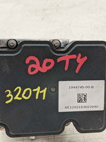 ⭕ 20-23 Tesla Model Y Anti-Lock Brake System ABS Pump Module Unit 1044745-00-B