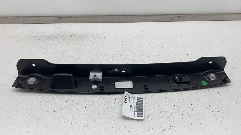 A 212 750 13 93 ⭕ 10-16 Mercedes W212 E400 E350 E550 Sedan Rear Trunk Tailgate Trim A2127501393