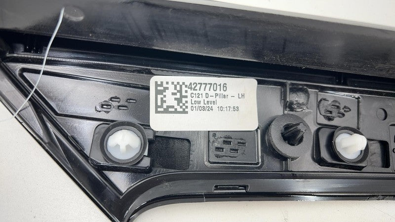 ⭕22-23 Chevrolet Bolt EUV Rear Left Upper Applique Quarter Reveal Pane