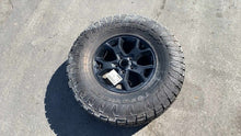 ⭕ 2019-2023 Jeep Wrangler 17x7.5 ET44.45 Wheel Rim w/ Toyo Tire 35x12.50R17LT