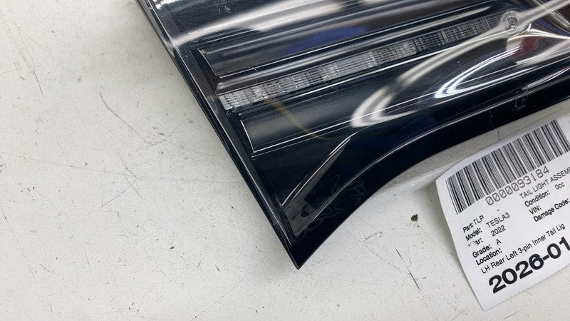 ⭕ 17-23 Model 3 Rear Left Inner Taillight LED Tail Lamp (3-Pin) LH 107