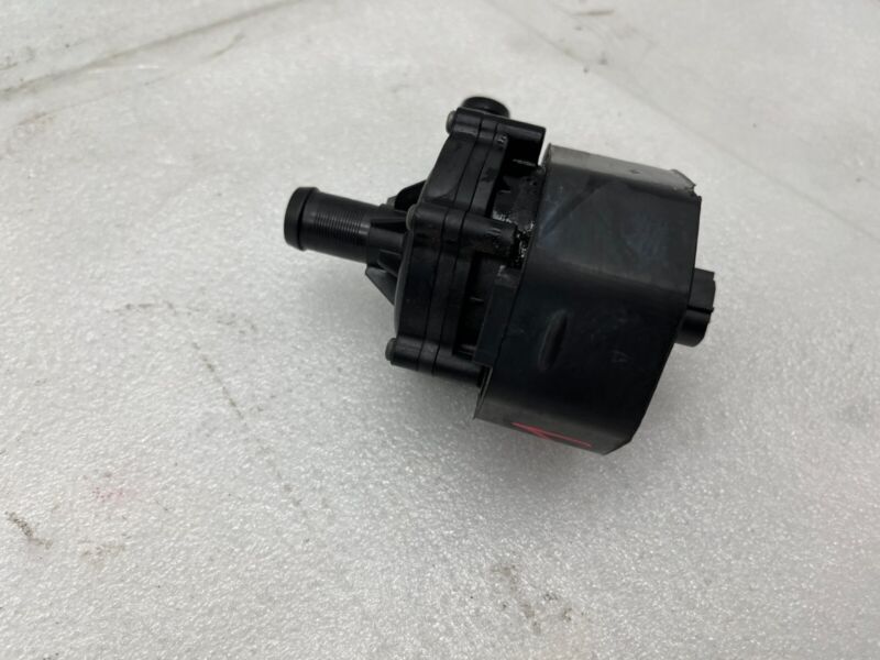 2016-2020 Tesla Model S X Cooling System Auxiliary Water Coolant Pump FWD Assy