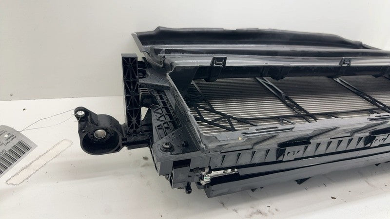 31686169 ⭕2021-2023 Polestar 2 Front Radiator w/ Active Air Shutter & Fan Shroud 31686169